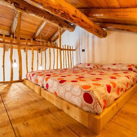 Country House Le Gaie Allegre Villar San Costanzo Εξωτερικό φωτογραφία
