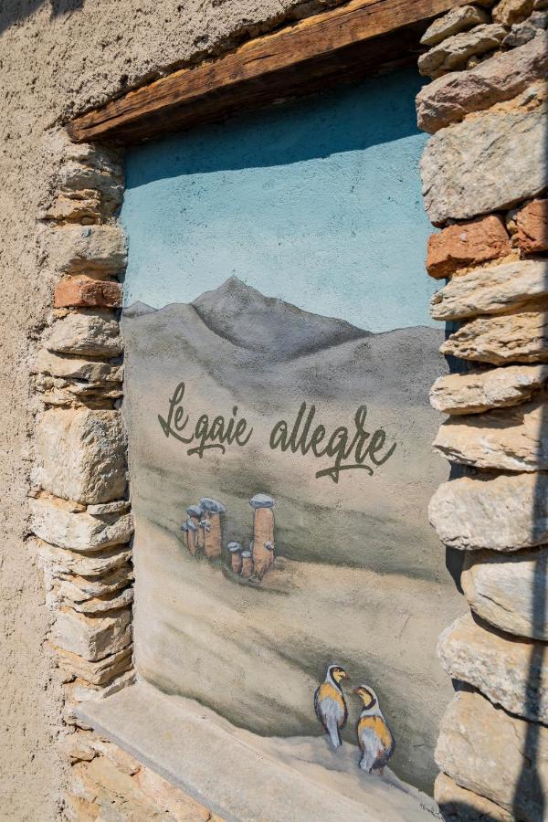 Country House Le Gaie Allegre Villar San Costanzo Εξωτερικό φωτογραφία